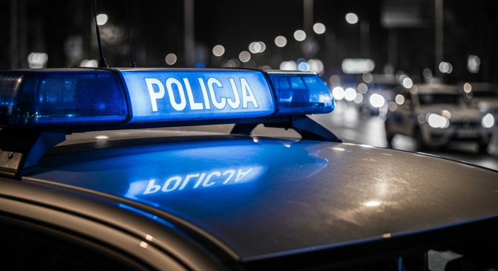 Kierowca z zakazem i pod wpływem narkotyków zderzył się z autobusem w Warszawie