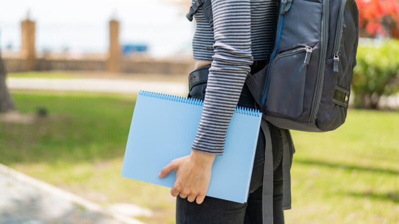 Bezpłatny kurs komputerowy dla Seniorów: Rozpocznij cyfrową przygodę!