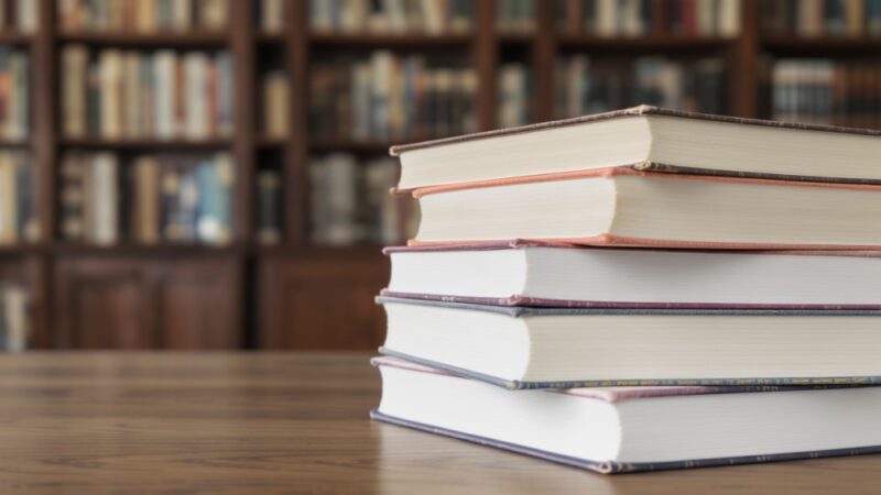 Wolontariusze w Ursynotece: Motywacja i współpraca, które inspirują biblioteki
