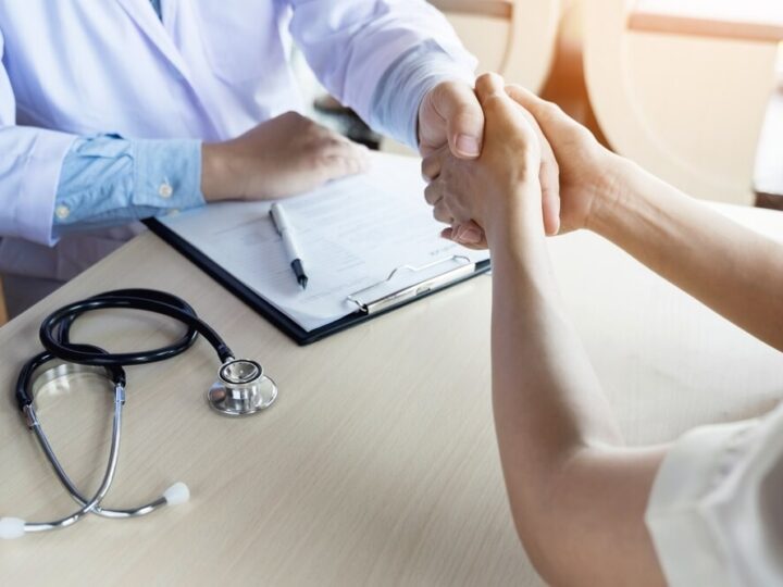 Bezpieczeństwo na co dzień: Kluczowe zasady dla dzieci w domu, szkole i na drodze