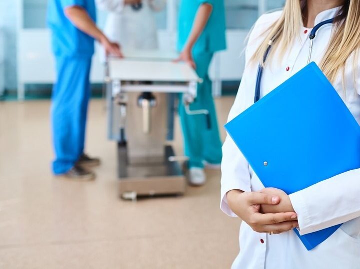 Dzieci w mokotowskiej komendzie: nauka bezpieczeństwa i tajniki pracy policjantów