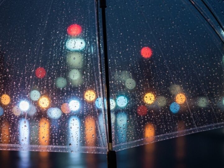 Uwaga na gołoledź w Warszawie – zachowaj ostrożność!