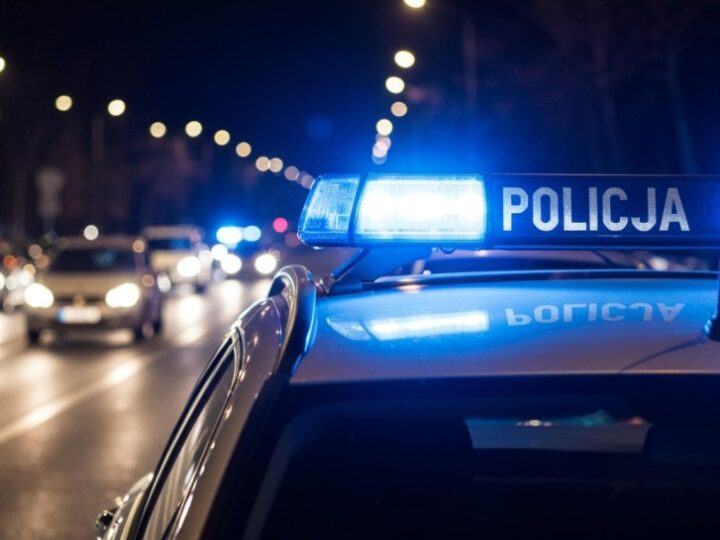 Taboret jako narzędzie wandalizmu: szokujący incydent w Warszawie