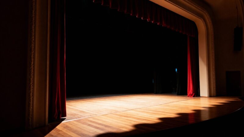 Teatr Kapsl.OK triumfuje na Biesiadzie Teatralnej w Horyńcu!