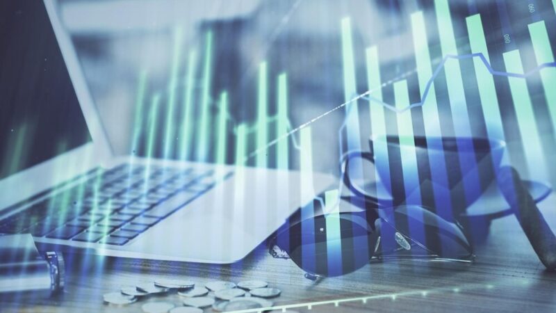 Zmiany w przepisach podatkowych: Weź udział w bezpłatnym szkoleniu o KSeF!