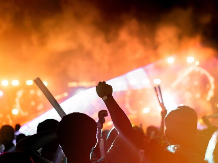 Międzypokoleniowe Silent Disco – Tańcz w rytmie własnych wyborów!