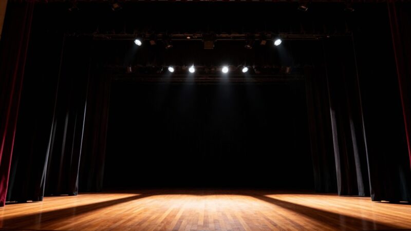 Poetycki wieczór „Środek Wyrazu” zachwyca na Ursynowie