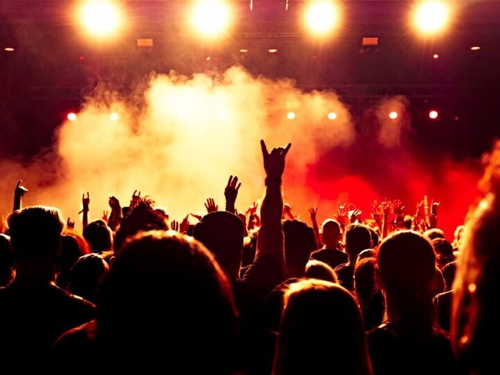 Sztuka na Stokłosach: Weekend z komedią, musicalem i architekturą